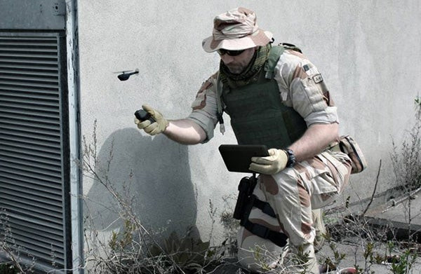 PD-100 Black Hornet: Το νέο drone των Πεζοναυτών των ΗΠΑ που… δεν φαίνεται (βίντεο)